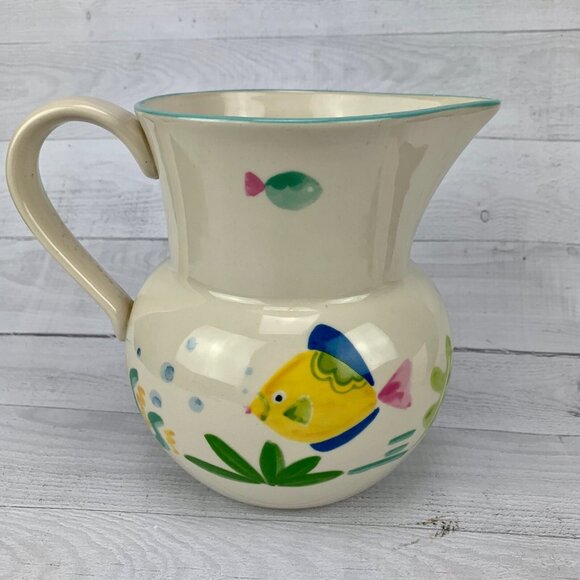 Studio Nova BARRIER REEF Y2310 Two Fish Aqua Trim Stoneware 60 oz 7" Pitcher - Picture 4 of 9